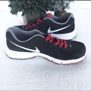 Nike Men’s Revolution 2 Running Shoes size 9.5